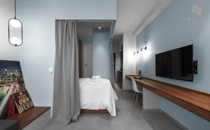 Big Apple, Nilie Hospitality Mgmt