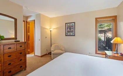 Pinnacle at Deer Valley Resort - Four Bedroom Condo with Hot Tub #1470 4 Condo
