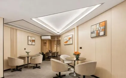 Qiha Hotel (Wuhan Xunlimen Subway Station Jianghan Road Pedestrian Street)