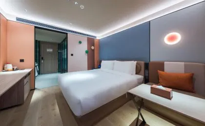 Orange Hotel Shanghai Expo Center