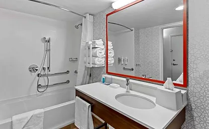 Hampton Inn Chicago/Naperville near NIU Conference Center