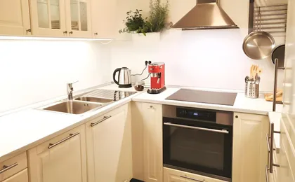 Izzy - 5 Min Walk From the Main Square