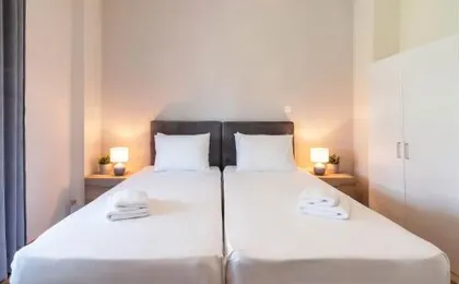Acropolis View 2BD Apt next to Museum & Metro