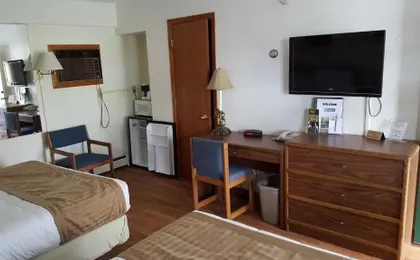Budget Host Inn