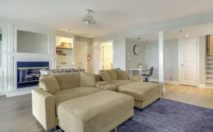 Pets Welcome: Beachfront Family Retreat in Norfolk