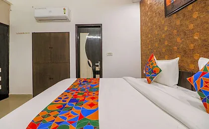 Via Rainbow Villa
