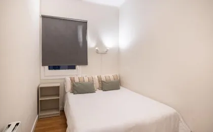 Sagrada Familia 2 Min Away, Spacious 3br, Barcelona