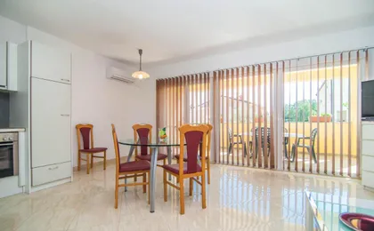 Apartment Una 2
