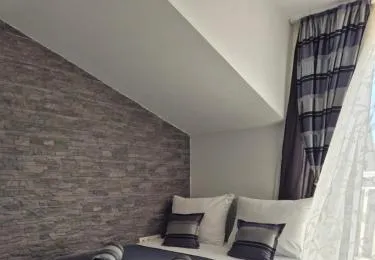 APARTMENT DD