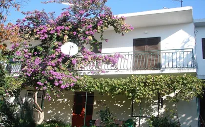 Apartments Sini