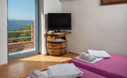Holiday Home Lovreno by Interhome