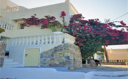 Spacious Room in Creta for 3 People, with Ac, Swimming Pool And Nature (Adults Only)