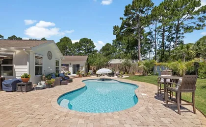 Private Backyard Oasis With Heated Pool, 4 BR, Bikes & Pond
