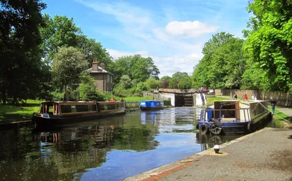 TravelStop #London-Ealing