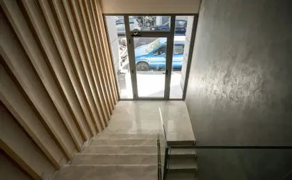 Io Suites