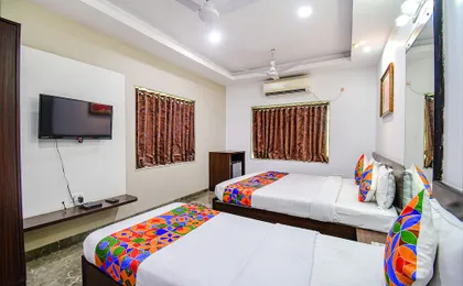 FabHotel Rani Tower - Chinar Park