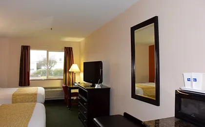 Travelodge Suites by Wyndham Newberg