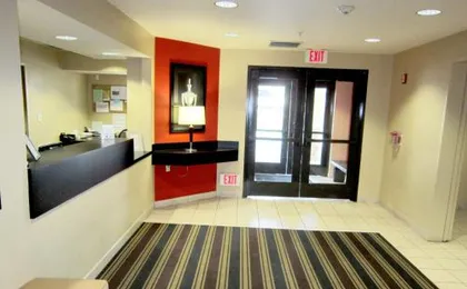 Studio 6 Suites Seattle Kent WA