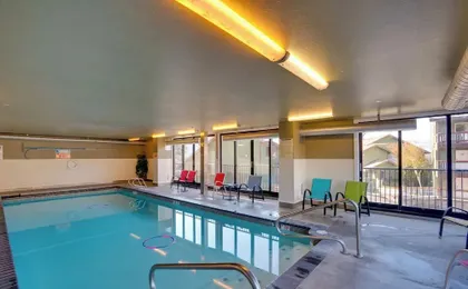 Resort-style Condo w/ Lake Chelan & Mtn Views