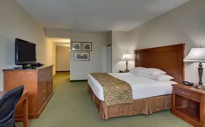 Drury Inn & Suites Arnold - St. Louis
