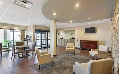 Holiday Inn Express Valley W Point Area