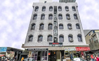 Hotel O City Castle
