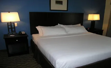 Holiday Inn Express Hotel & Suites Belle Vernon