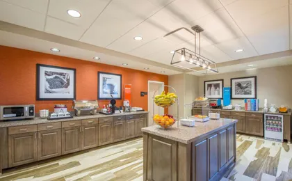 Hampton Inn & Suites Phoenix East Mesa
