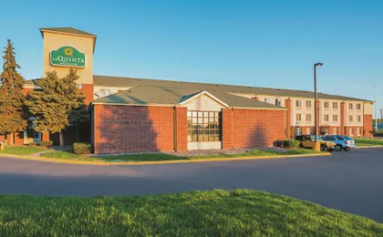 La Quinta Inn & Suites by Wyndham Minneapolis Northwest