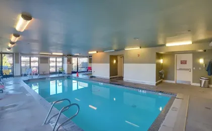 Resort-style Condo w/ Lake Chelan & Mtn Views