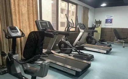 Master Hotel (Hupin Hospital Area of Hangzhou First People's Hospital)1