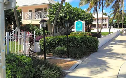 GetAways at Dover House Resort