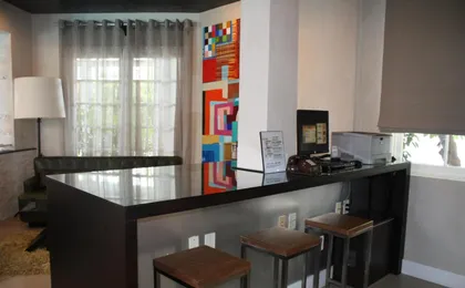 Hotel Current