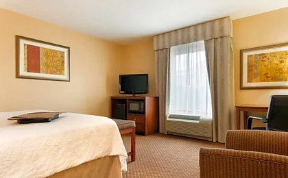 Hampton Inn & Suites Detroit/Chesterfield Township