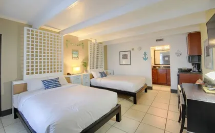115 Little Harbor Inn