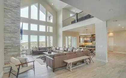 Spacious Utah Escape w/ Balcony & Mountain Views!