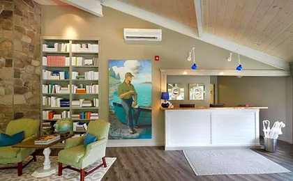 The Lodge on the Cove