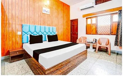 Goroomgo Shubh Kashi Palace Varanasi