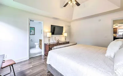 Family-friendly Calera Getaway w/ Game Room!