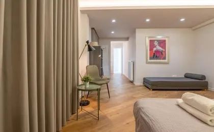 Live Life Plaka Apartment