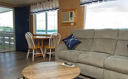 Belknap Point Inn