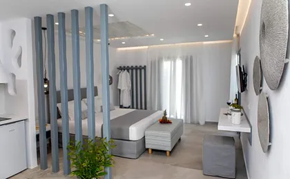 Crystal Mare Suites
