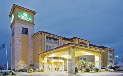 La Quinta Inn & Suites by Wyndham Little Rock - Bryant