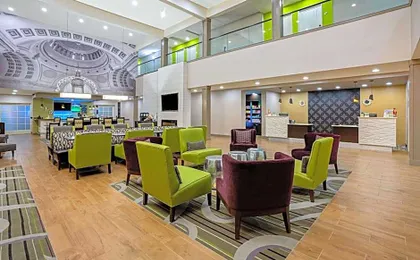La Quinta Inn & Suites by Wyndham Tumwater - Olympia