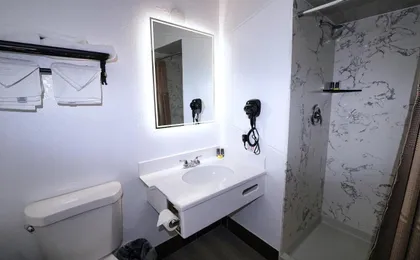 Oceana Inn - Santa Cruz (Adults only)