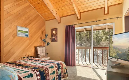 Blue Jay Chalet Unit#5