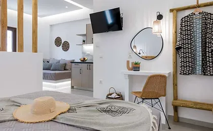 Petros Studios & Suites