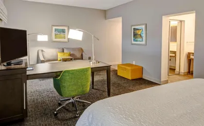Hampton Inn & Suites San Jose Airport