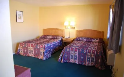 The Rim Rock Inn