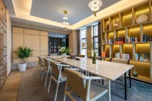 Atour Hotel Huayang Metro Station Tianfu Chengdu